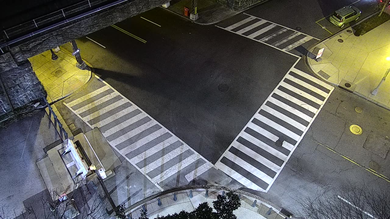 3821FHOBRFSouthwestRoof_2021-01-06_17h24min57s573ms.mp4