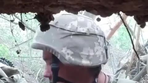 Ukrainian soldier almost got hit by a Russian 82mm mortar round