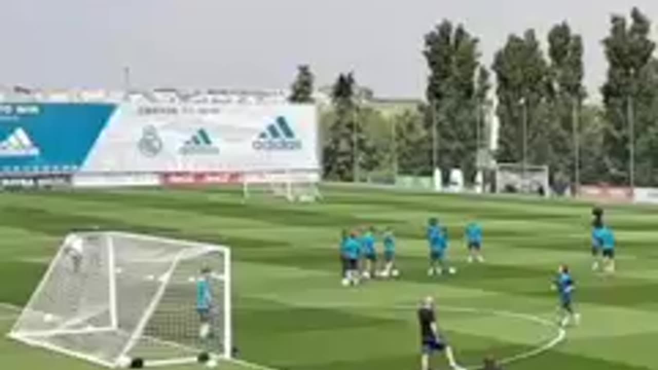 Best Football training ever @Modric & @Zidane with Real Madrid on