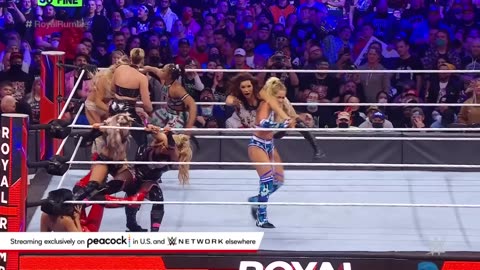 Mickie_James_makes_a_historic_Royal_Rumble_Mat