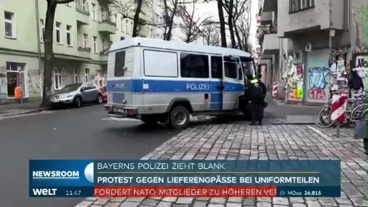 Stimmt man die Verbrecher Firma POLIZEI schon auf "Knastkleidung ein 😂😂😂