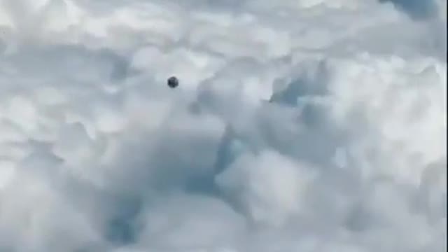 The pilot of the plane filmed a "UFO"