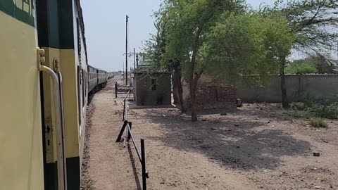 Khanewal Junction Train Leaving Pakistan Railways