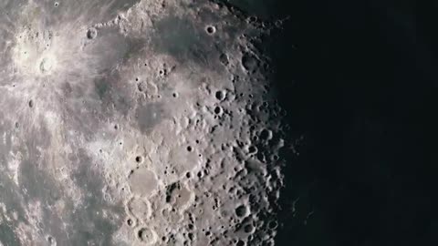 Chinas_Unusual_Moon_Discovery_Astonishes_Scientists