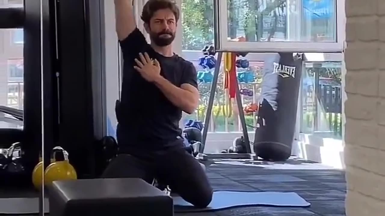 Gökberc Demirci workout gym