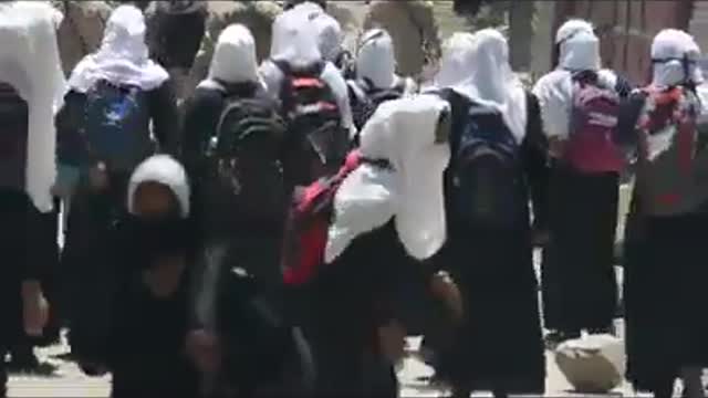 Afghan ladies fighting