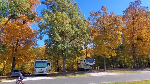 Short - Midwest Fall colors