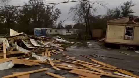 Deadly tornadoes rip through Louisiana