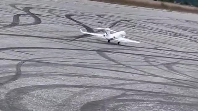 Worst Private Jet landing ever recorded