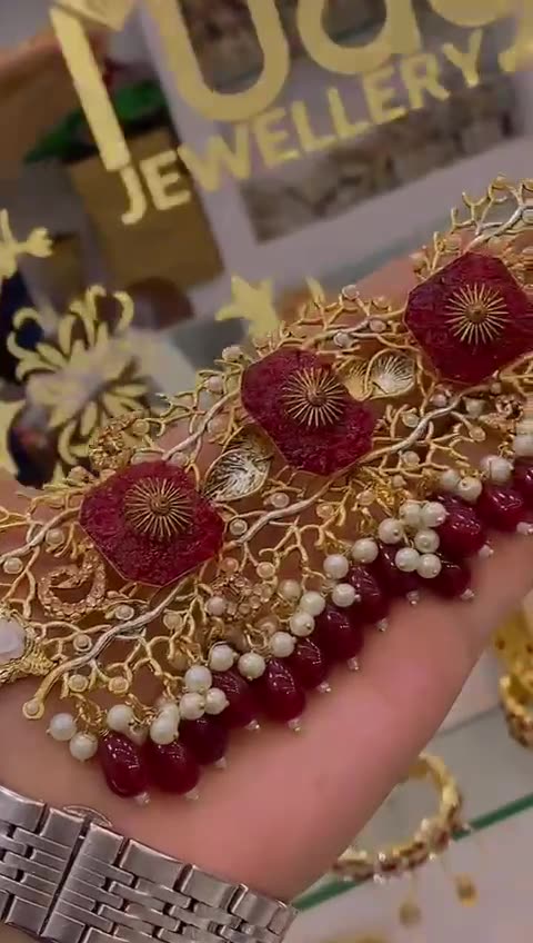 Elegant stylish beautiful artificial jewellery