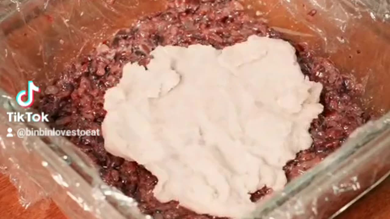see [Binbin's Favorite works] is this magic cabinet? Purple rice taro puree cheese brick..