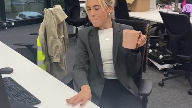 Me when I have 100 emails to respond to but making aicup of tea is priority
