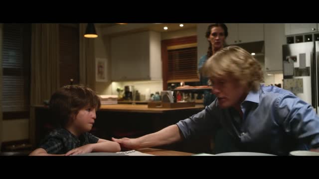 Official Clip “Whispering” – Julia Roberts, Owen Wilson, Jacob Tremblay