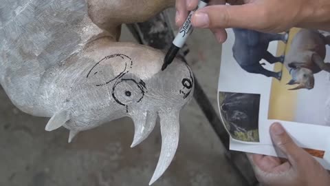 Carving a Rhino From Epoxy Resin & Walnut Burl4