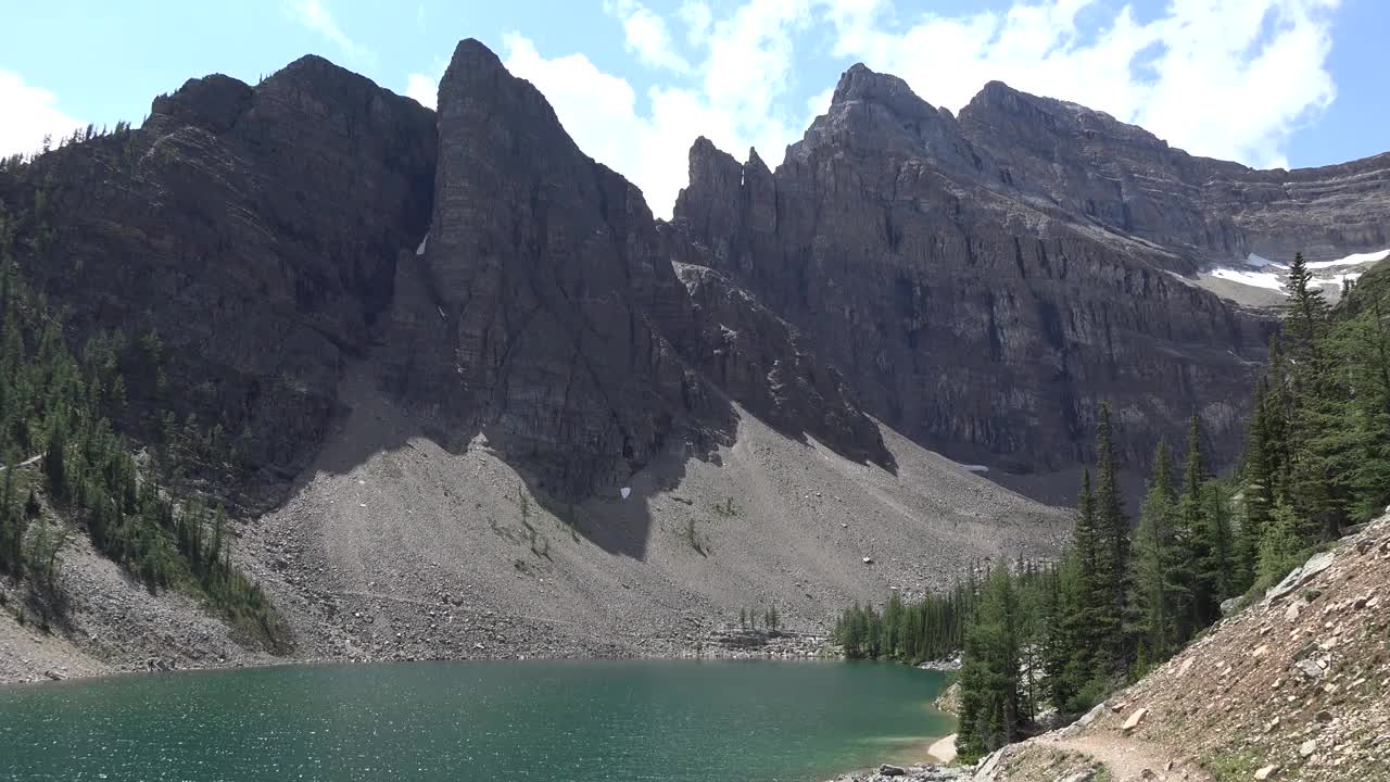 Lake Louise & Moraine Lake, Banff NP, Canada [Amazing Places 4K]-17