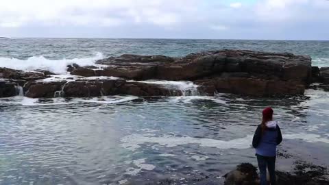 OUR SIMPLE LIFE ON A TINY SCOTTISH ISLAND _ long sandy beaches, an abandoned village & lots of cows