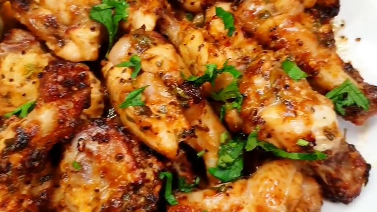 "Crispy Perfection: Unleashing Flavor with my Irresistible Air Fryer/Oven Chicken Wings Recipe"