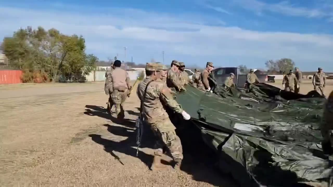 TX NG Soldiers deploying a command post & blocking the feds accessing the area