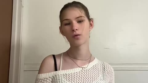 tgirl from Quebec too much beautiful to me