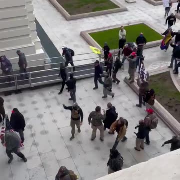 Jan 6th - 2:20 PM Walking Into Capitol, Notice No Crowd In Background?