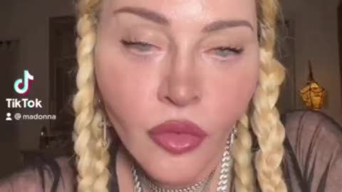 Madonna Goes Off Her Nut, Sad!