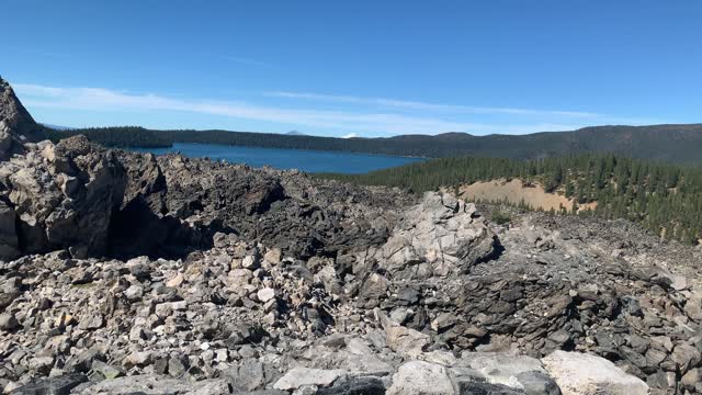 Central Oregon – Newberry – Hiking to the Very Top of the Volcanic Zone – 4K