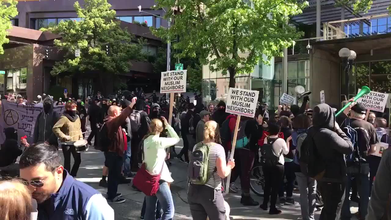 June 10 2017 Seattle 1.1 Antifa show up at the march against Sharia