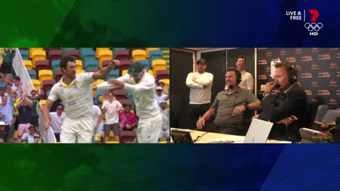 Mitchell Starc's first ball as called by Seven and Triple M _ The Ashes 2021-22