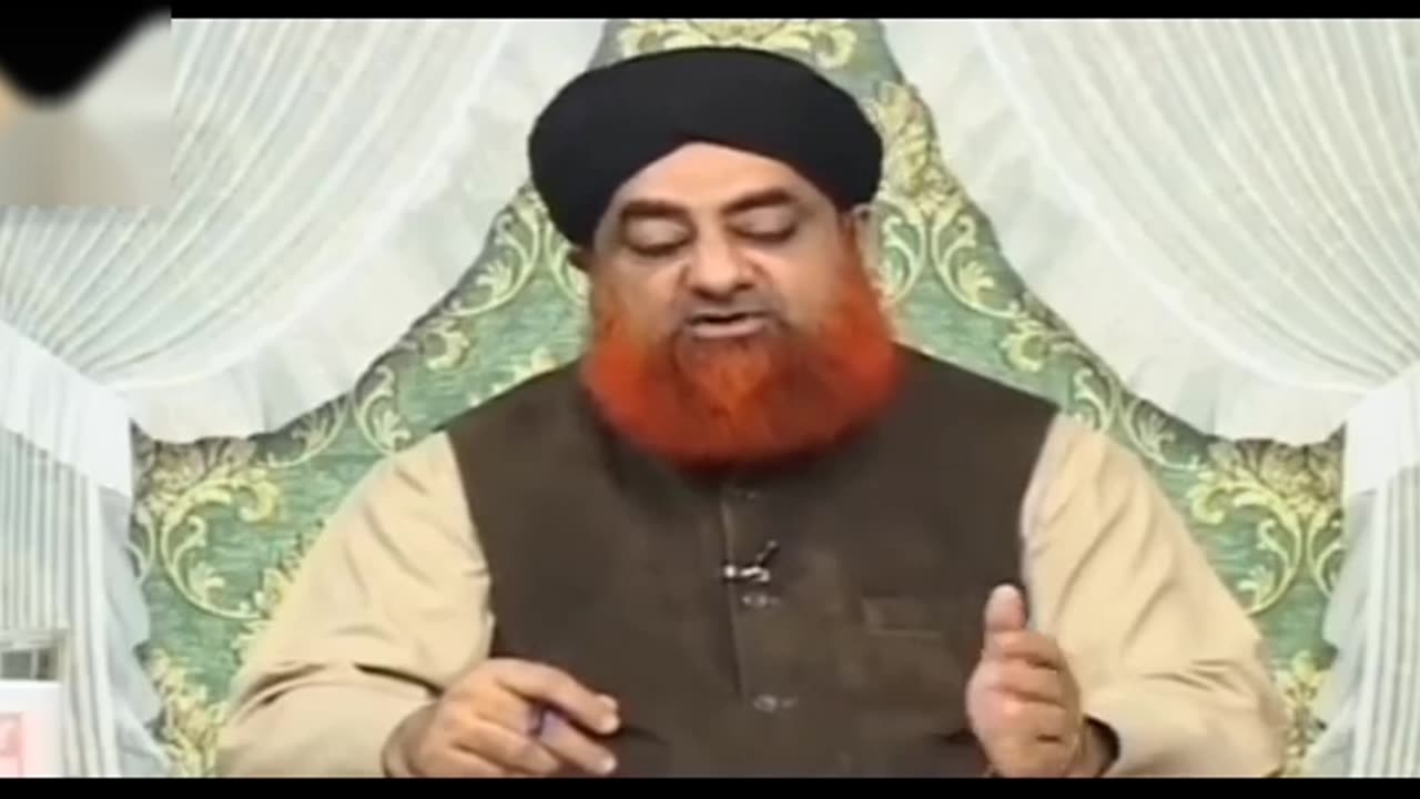 شادی بیاہ کے موقع پر غیر محرم عورتوں کا لڑکے کو مہندی لگانا شرعاً کیسا ؟