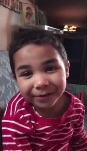 Kid singing "Every Little Things Gonna B Alright"