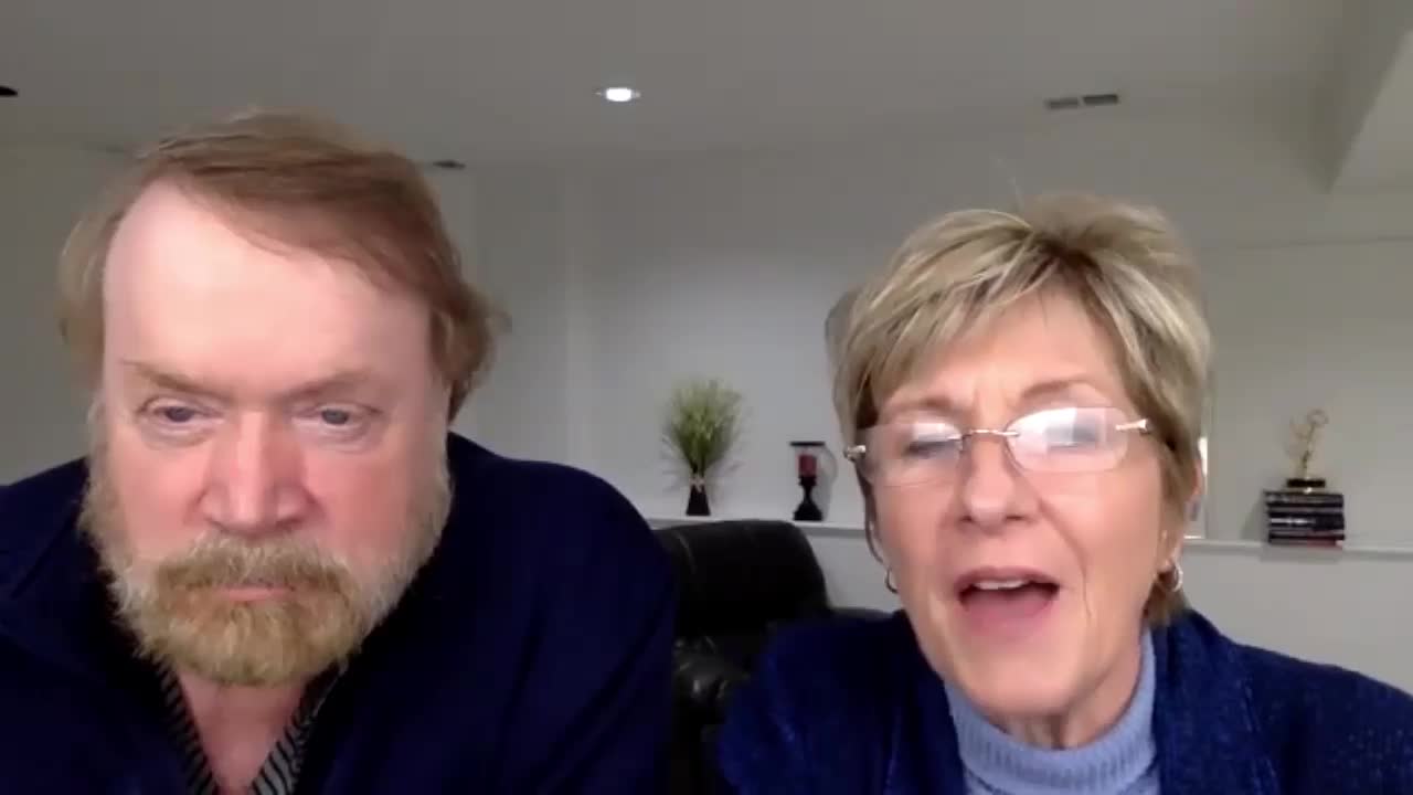 Why Big Government Hates You The Chuck and Julie Show December 8, 2021