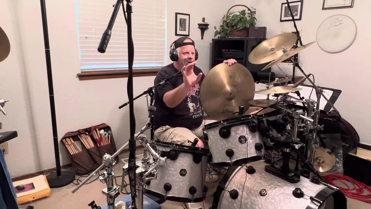 Introduction to the drum part to Message In a Bottle by The Police