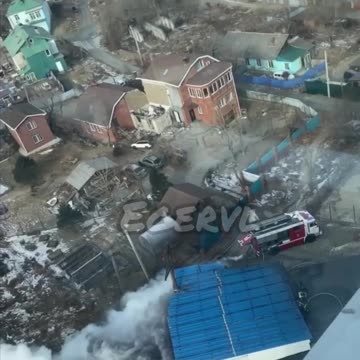 Using garden hose to extinguish 5 alarm fire