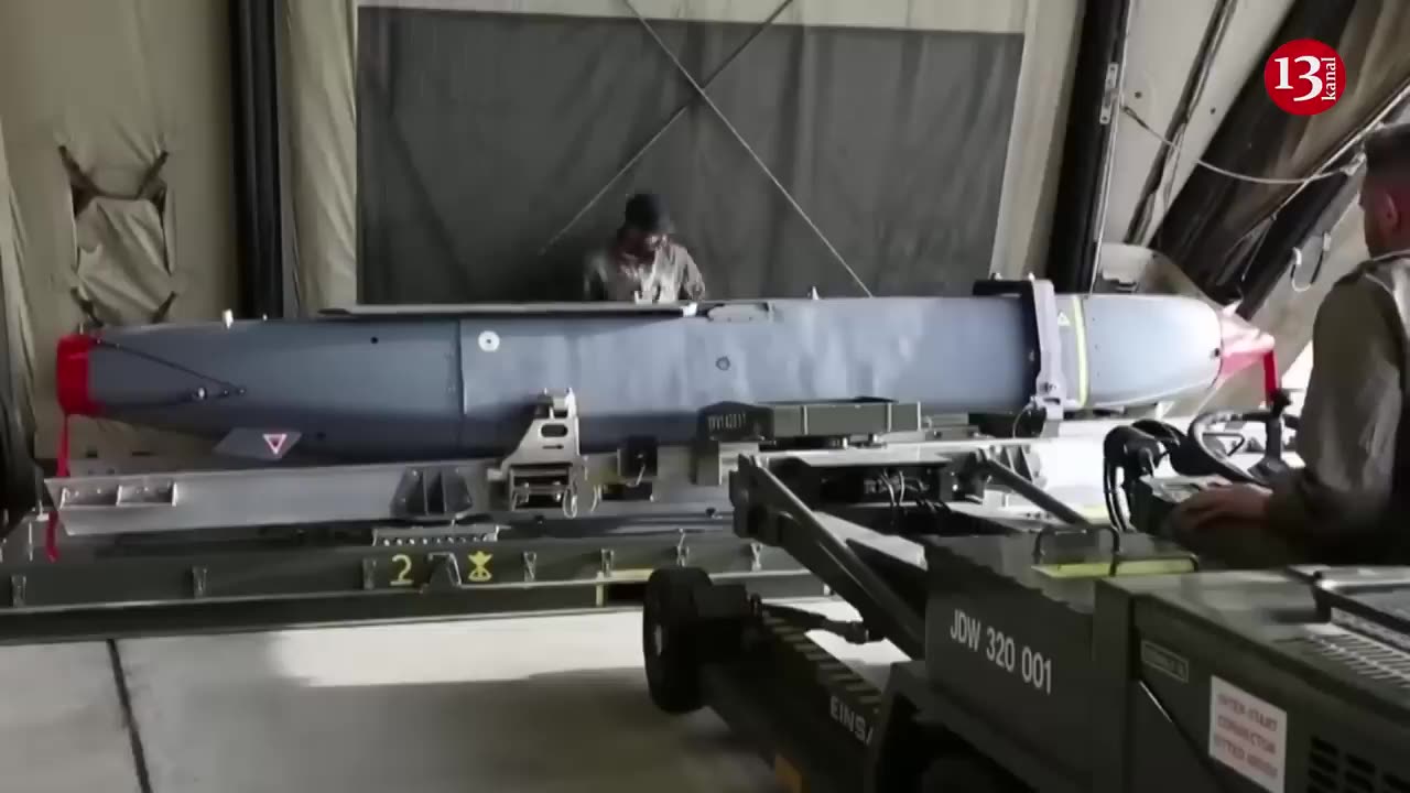 Ukrainian forces strike Russian targets with "Storm Shadow"