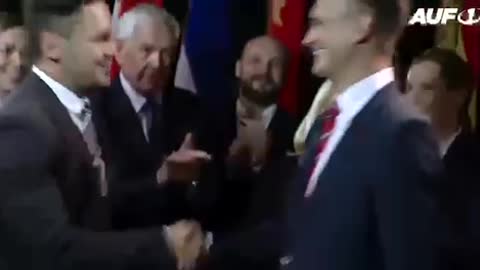 Es ist ein Krieg gegen die Menschen auf allen Ebenen!