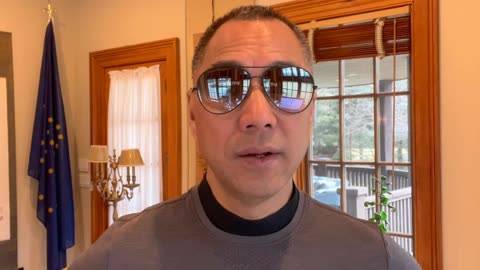 20220301文贵先生GETTR¹：尊敬的战友们好，俄乌战争已经彻底的改变了世界……非常可悲的事情，中国人成了全世界最被恨的人，甚至要成为最孤立最被仇恨的族类，这是什么原因呢？