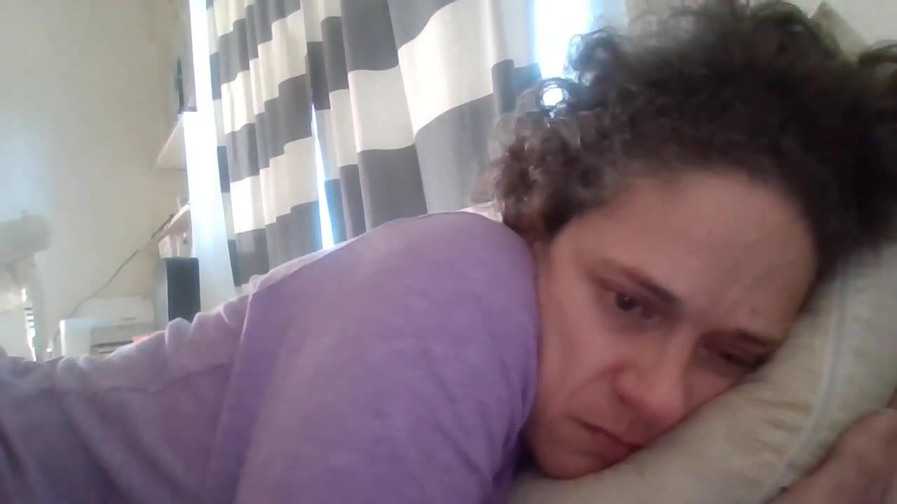 Saint Suzanne (Voices in the Pillow)