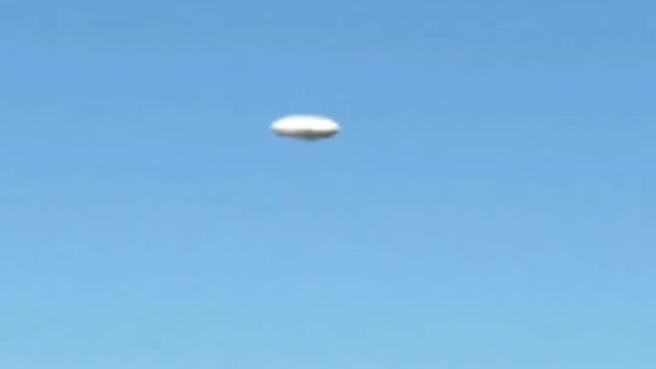 UFO HANGING AROUND