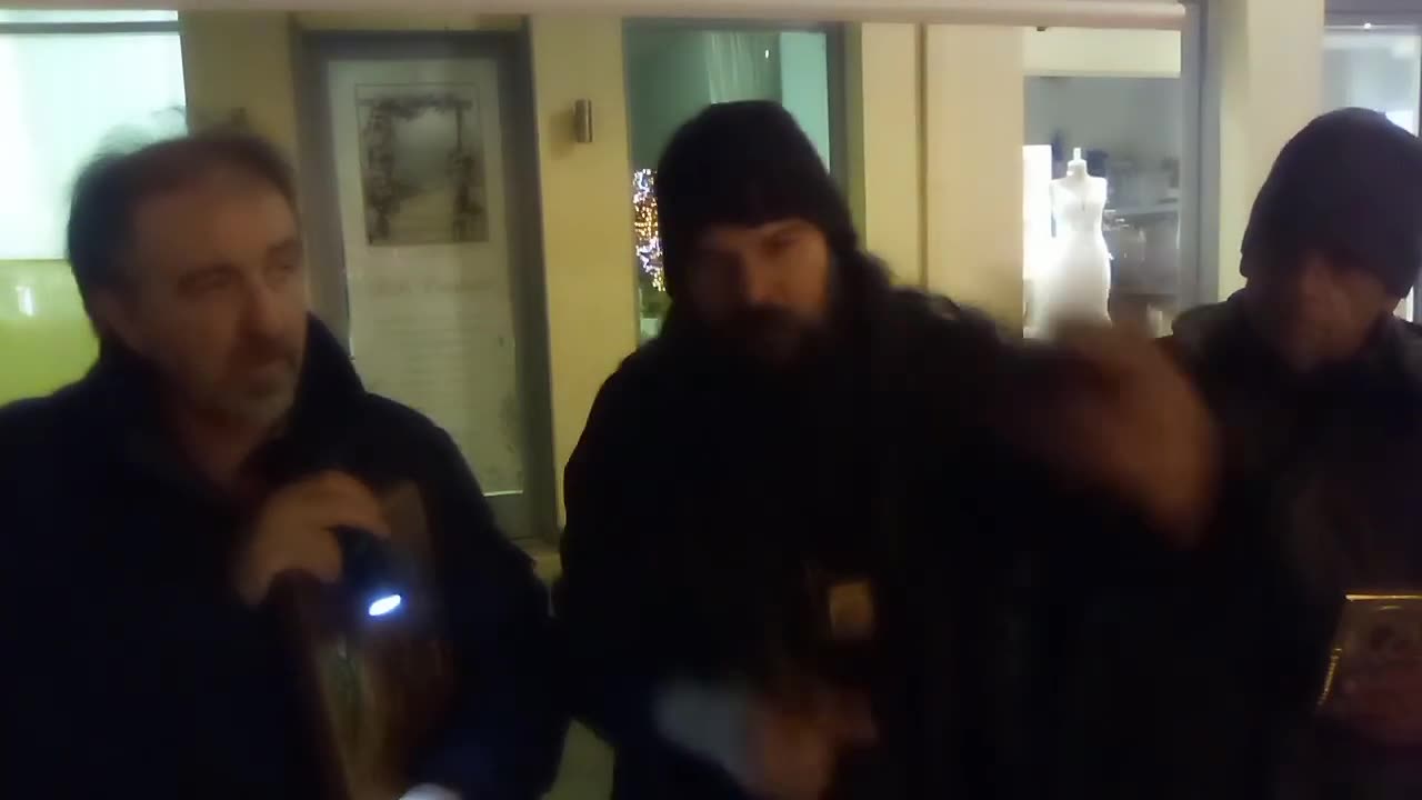 ΟΡΑΤΕ ΜΗ ΘΡΟΕΙΣΘΕ