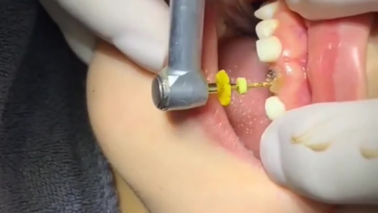 Dentist