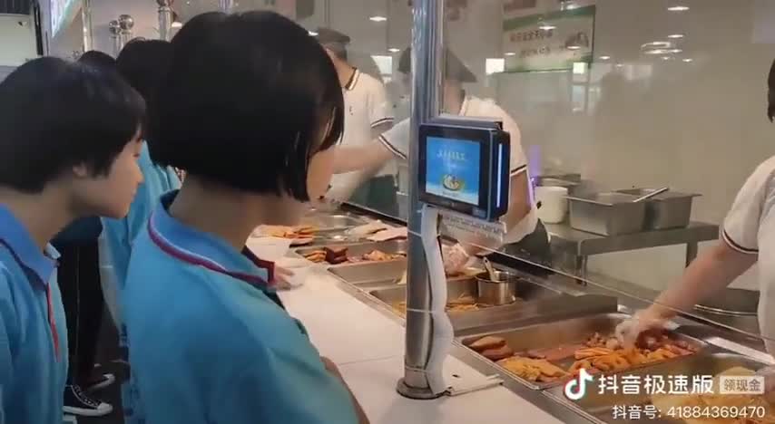 Students in China pay with their face to get meal from canteen