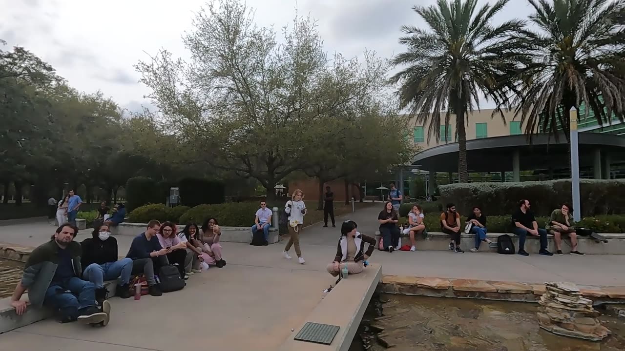 Christian Preacher vs Trangender at USF Campus