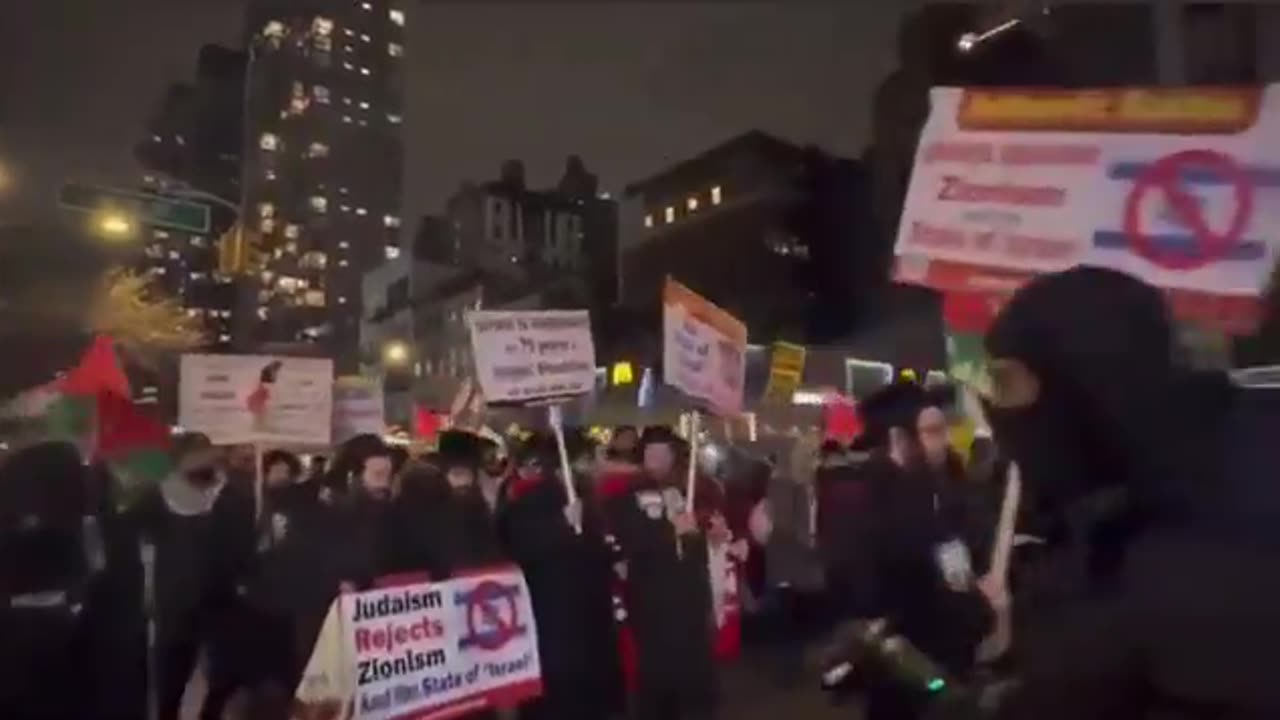 Huge crowd of anti-Israel protesters moving toward Times Square