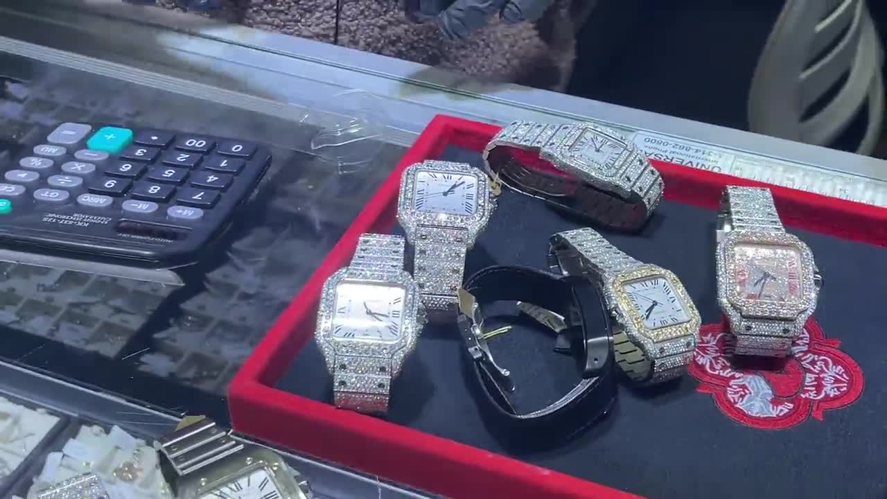 RATING and PRICING CARTIER Santos WATCHES! Diamond VS Plain Jane !