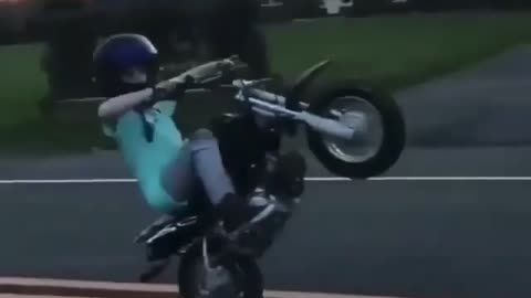 Young'n pop'n wheelie