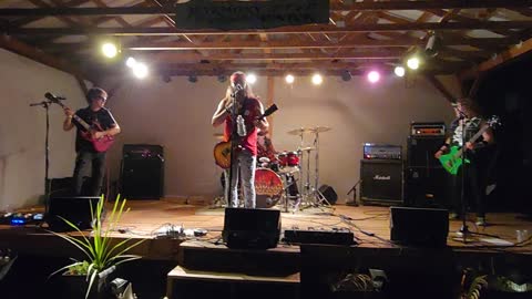 Wyld Ryde "It's Not Easy"