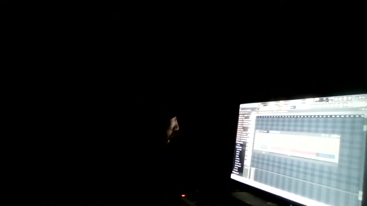 [Cyraxx Youtube 2022-1-3] Studio session