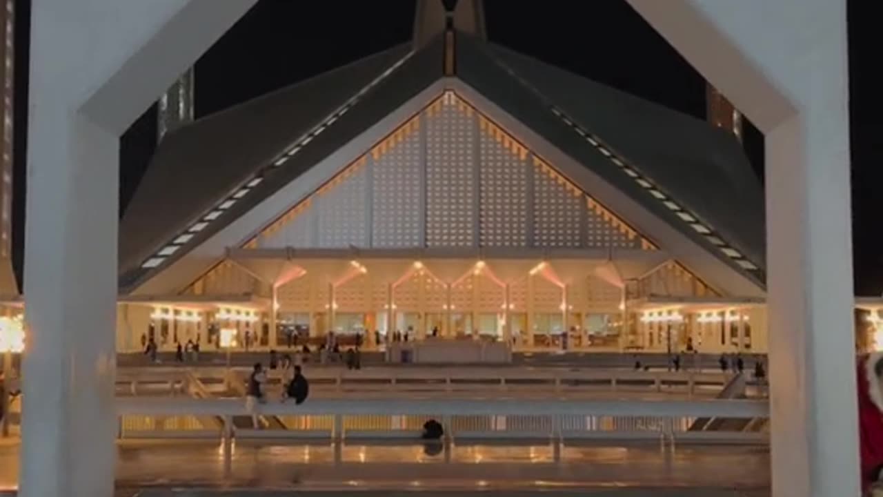 Famous Mosque in the world Al Faisal Mosque🕌 in Pakistan