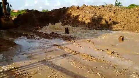 Daño en tubería deja sin agua a la Zona Norte