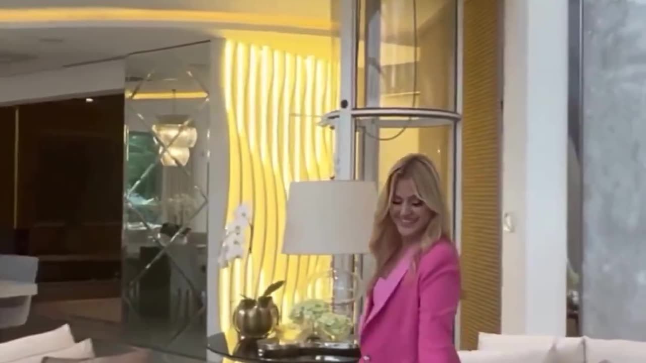 Tour Of Billionaire House